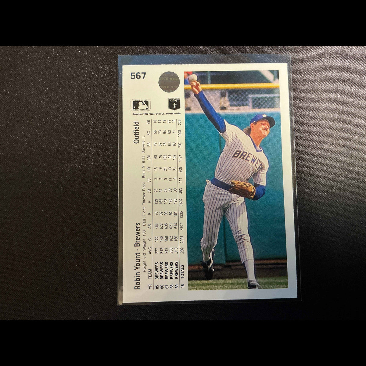 1990 Upper Deck #567 Robin Yount Card - back