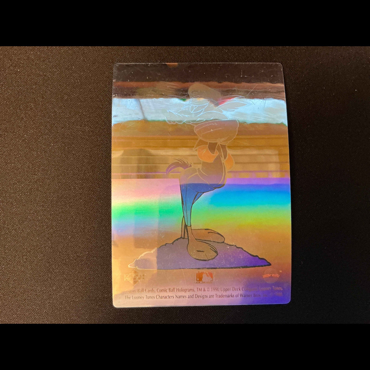 1990 Upper Deck Comic Ball Wile E. Coyote Pitching Chicago Cubs Hologram - front