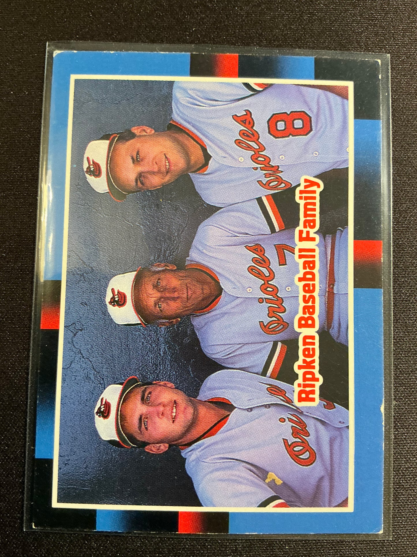 Tarjeta de la familia Ripken n.° 625 de Donruss de 1988 con Billy Ripken, Cal Ripken Sr. y Cal Ripken Jr.