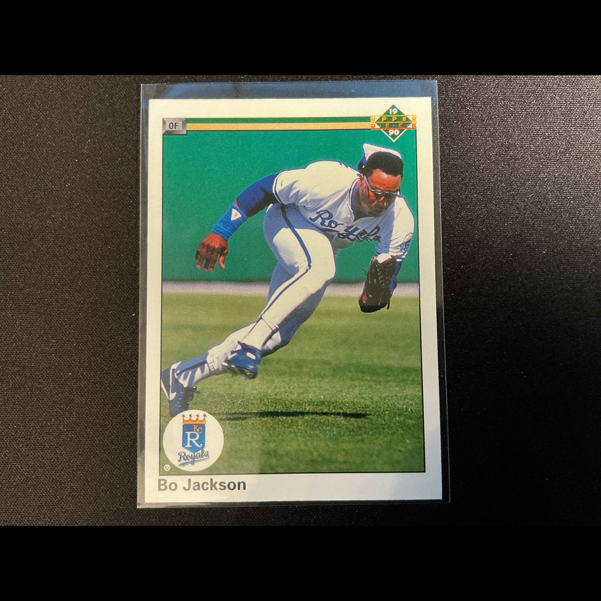 1990 Upper Deck #105 Bo Jackson Card - front
