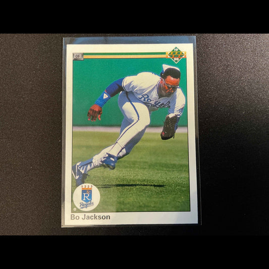 1990 Upper Deck #105 Bo Jackson Card - front