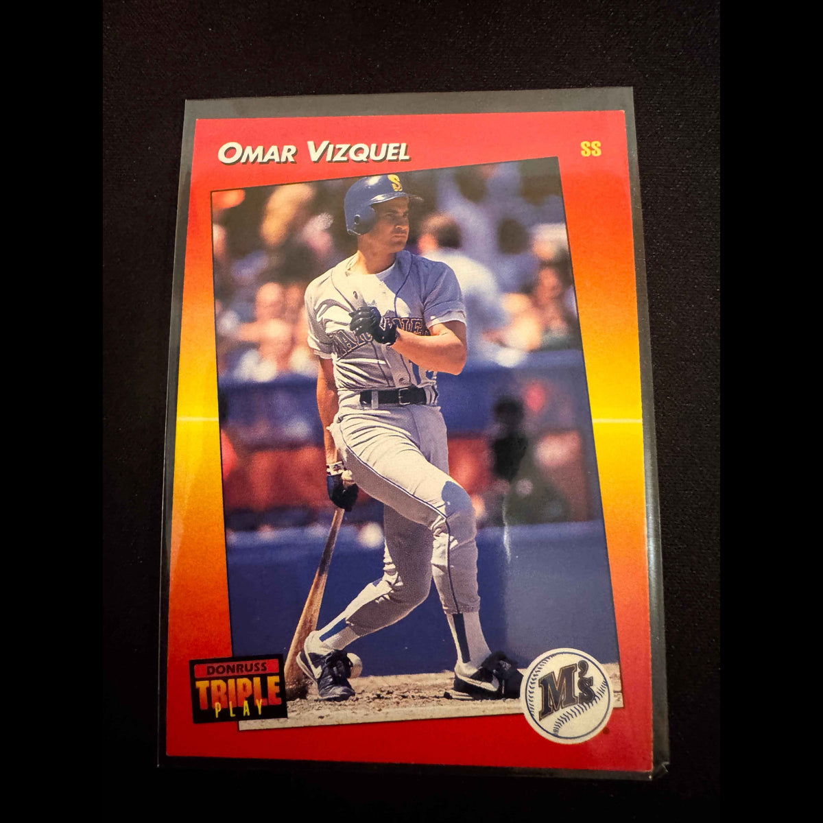 1992 Donruss Triple Play #137 Omar Vizquel Card - front