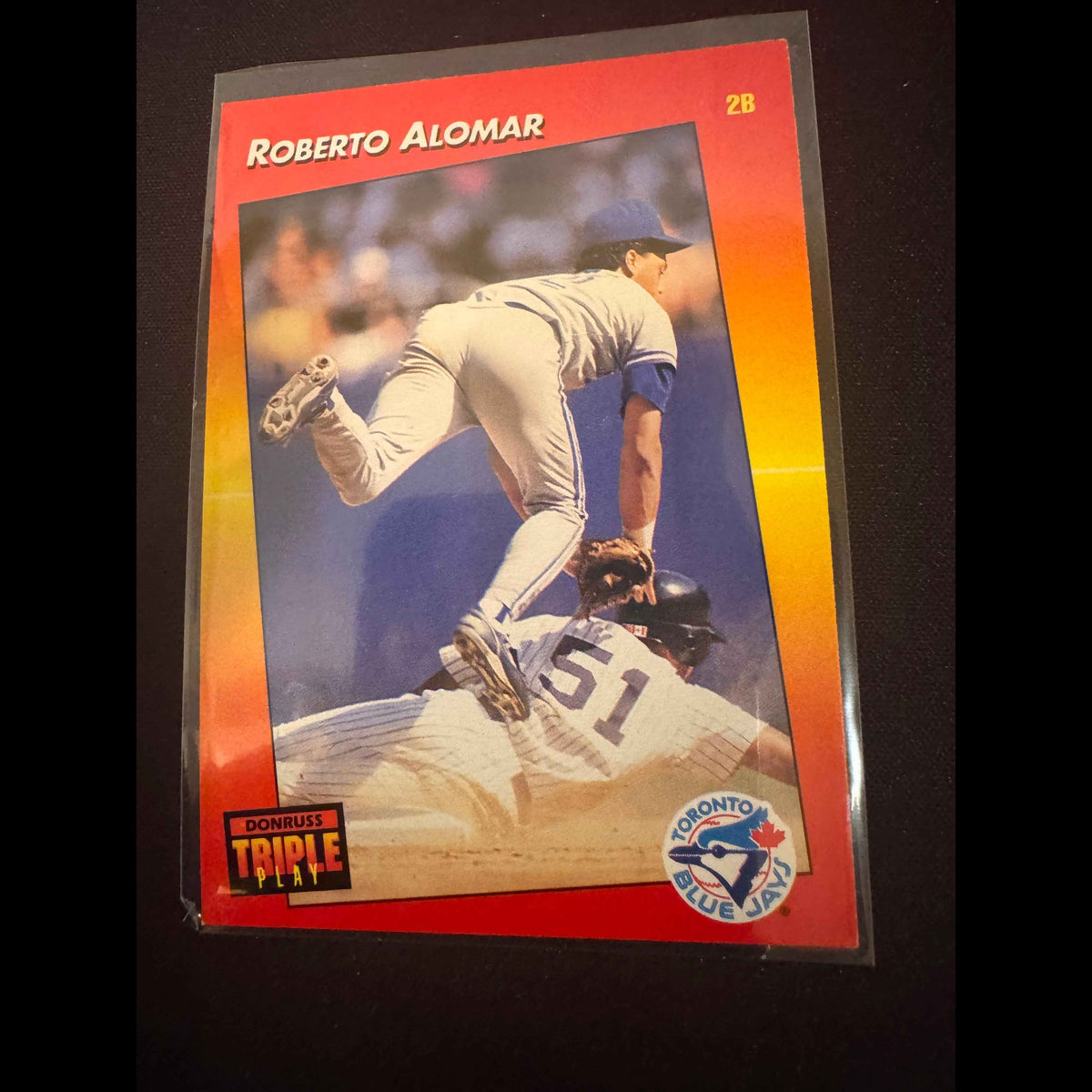 1992 Donruss Triple Play #84 Roberto Alomar Card - view 5