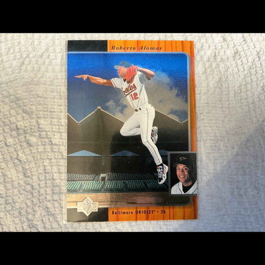 1996 Upper Deck SP #29 Roberto Alomar Card - front