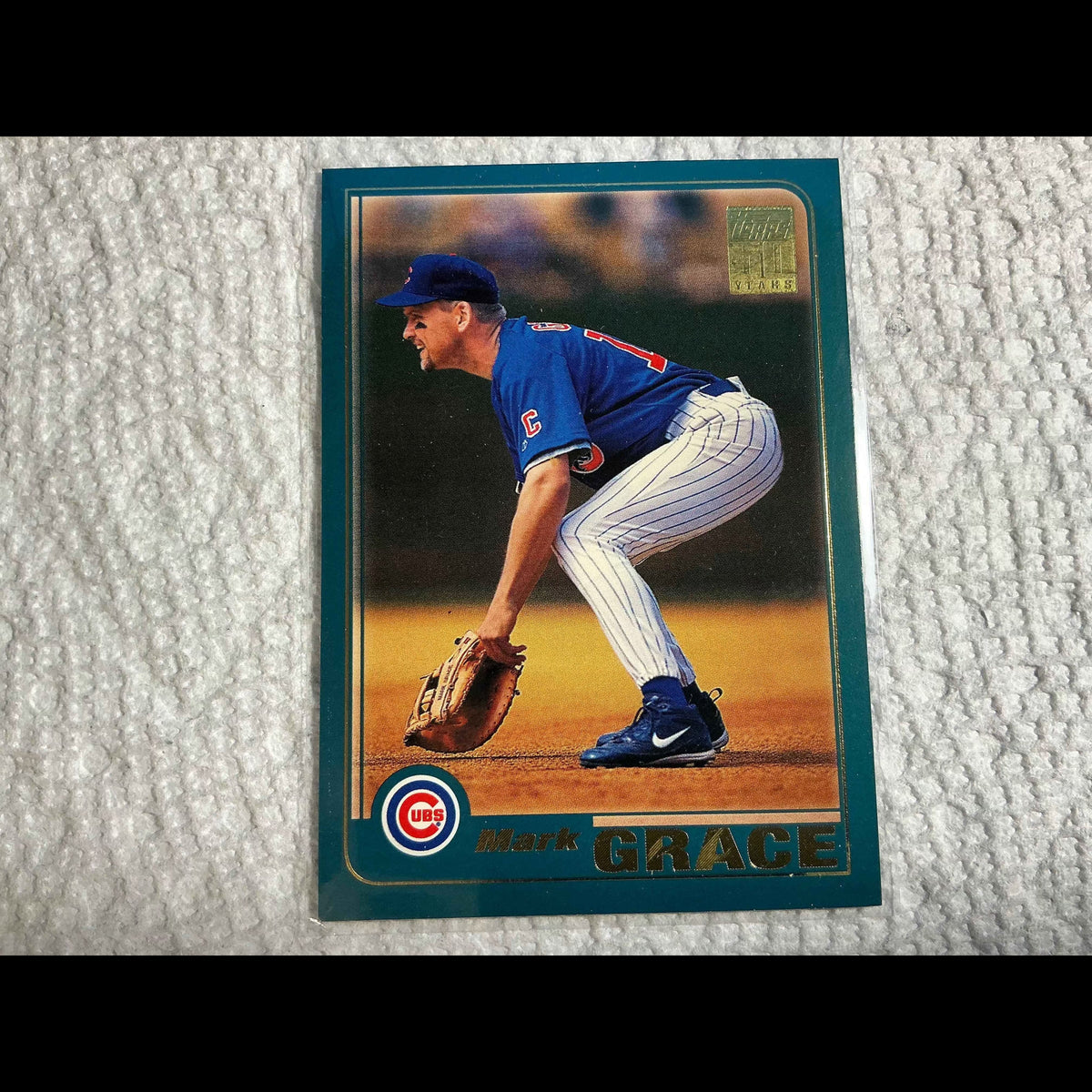 2001 Topps #320 Mark Grace Card - front