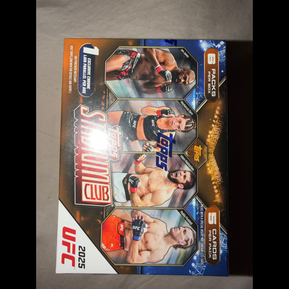 2025 Topps Stadium Club UFC with 1 Exclusive Chrome Lava Parallel Per Box Value Box - front