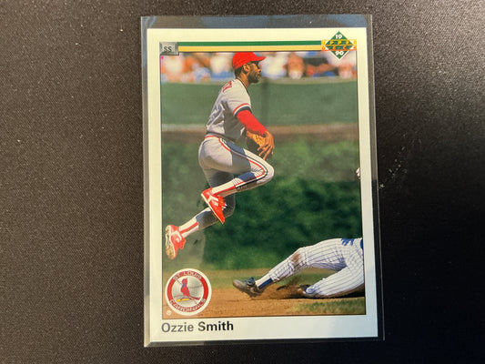 Tarjeta de Ozzie Smith n.° 225 de Upper Deck de 1990