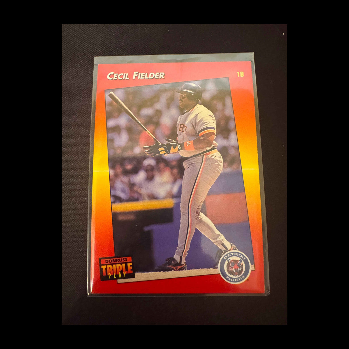 1992 Donruss Triple Play #29 Cecil Fielder Card - view 3