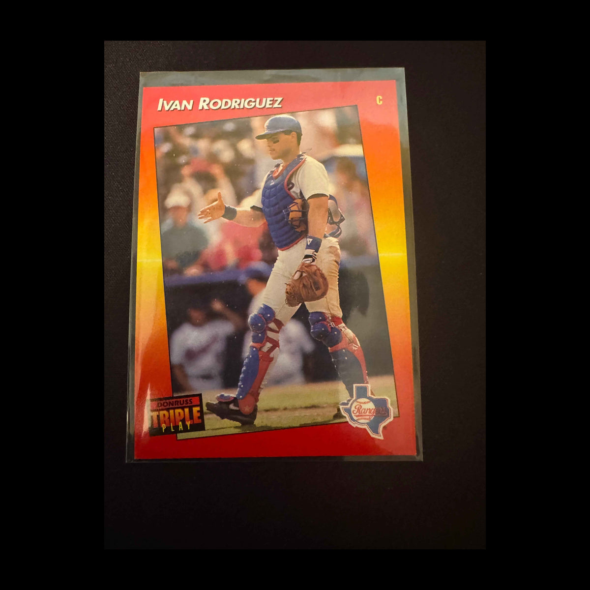 1992 Donruss Triple Play #51 Ivan Rodriguez Card - front