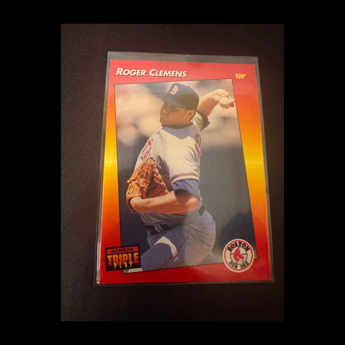 1992 Donruss Triple Play #216 Roger Clemens Card - view 3