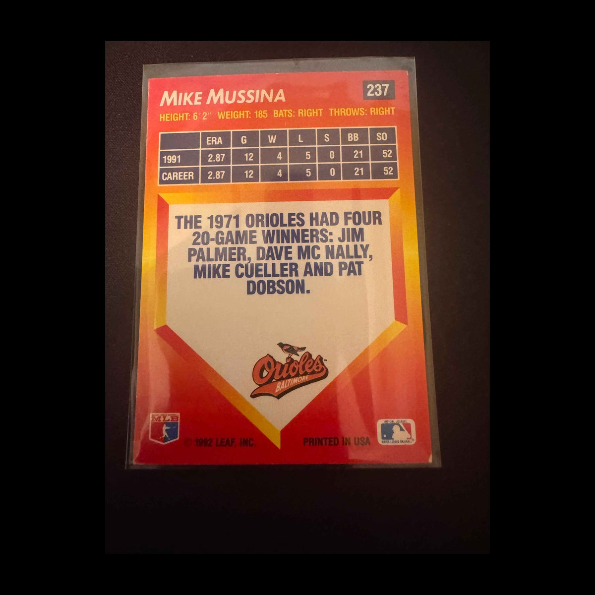 1992 Donruss Triple Play #237 Mike Mussina Card - view 4