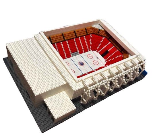 1980 Olympic Herb Brooks Arena Lake Placid Miracle on Ice BRXLZ Builder Set 12X10X3.5 Inches