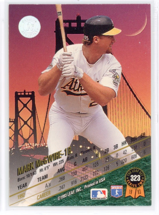 Tarjeta de Mark McGwire del set The Leaf n.° 323 de 1993