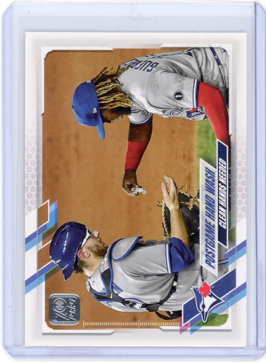 2021 Topps #159 Postgame Hand Wash/Danny Jansen/Vladimir Guerrero Jr Blue Jay Card