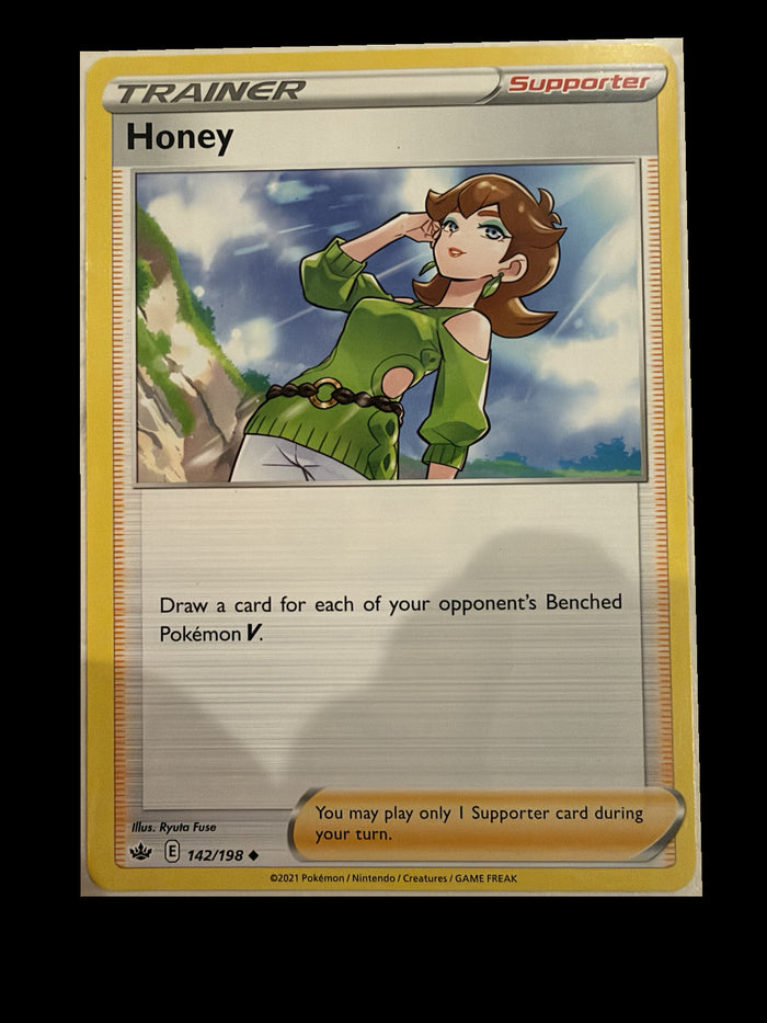 2021 Pokémon Sword & Shield Chilling Reign Honey 142/198 – Ungraded